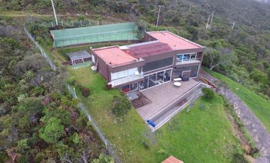 casa en arriendo en la torca. Cod A3385