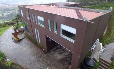 casa en arriendo en la torca. Cod A3385