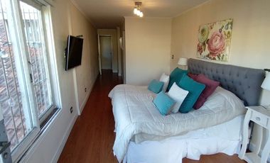 Chalet reciclado, 5 amb. con garage doble y jardín.