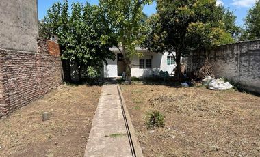 Casa A Reciclar 3 Amb. Sobre Lote 220 m2 En Venta- Ituzaingó Norte
