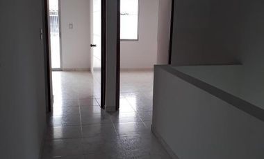 casa en venta en av. libertadores, prados ii. Cod V1388