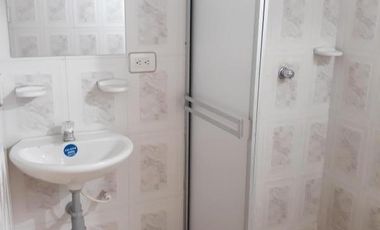 casa en venta en av. libertadores, prados ii. Cod V1388