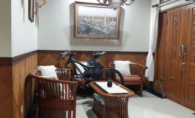 Disewakan rumah cantik Lokasi Bintaro sektor 4 Pondok Aren, Tangerang selatan