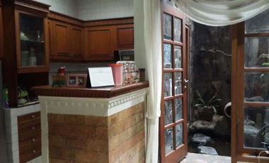 Disewakan rumah cantik Lokasi Bintaro sektor 4 Pondok Aren, Tangerang selatan