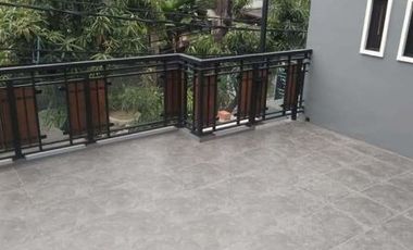 Disewakan rumah cantik Lokasi Bintaro sektor 4 Pondok Aren, Tangerang selatan