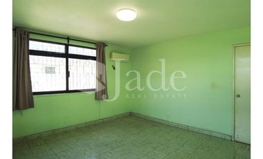 Propiedad en Venta: Ubicación Estratégica y Potencial Residencial o Comercial
