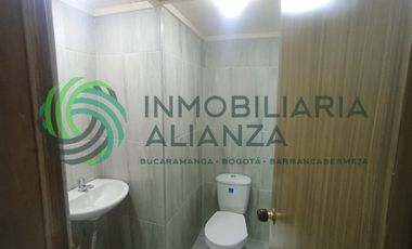 oficina en arriendo en centro. Cod A17146