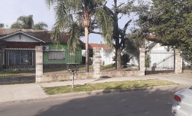 IMPORTANTE PROPIEDAD EN 2 LOTES EN ESQUINA -IDEAL INVERSORES