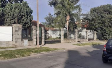 IMPORTANTE PROPIEDAD EN 2 LOTES EN ESQUINA -IDEAL INVERSORES