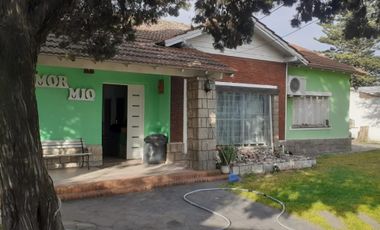 IMPORTANTE PROPIEDAD EN 2 LOTES EN ESQUINA -IDEAL INVERSORES