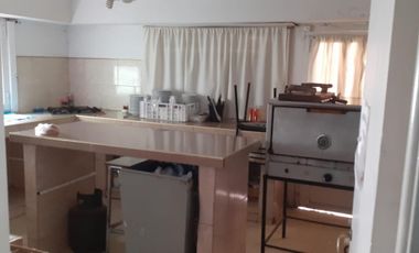 IMPORTANTE PROPIEDAD EN 2 LOTES EN ESQUINA -IDEAL INVERSORES