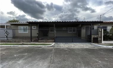 Casa para Alquilar en Altos de Panamá $1,500