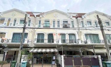 3 Bedroom Townhouse for sale at Baan Klang Muang Swiss Town