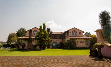 Casa en Venta en Tecaxic Zinacantepec