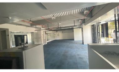 LOCAL COMERCIAL 411m2