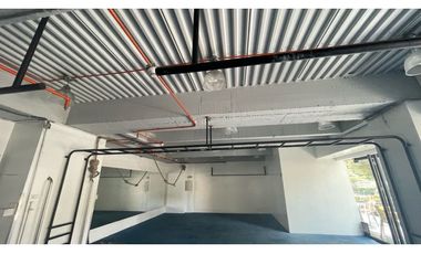 LOCAL COMERCIAL 411m2