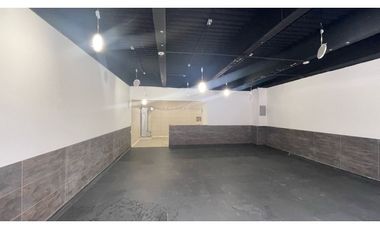 LOCAL COMERCIAL 411m2