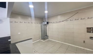 LOCAL COMERCIAL 411m2