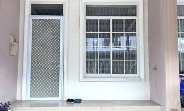 Rumah di cluster west europe luas 4x12 78m2 type 2KT Perumahan Green Lake City Jakarta Barat