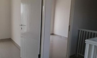 Rumah 2 lantai siap huni di BOSTON-ext di perum Puri Surya Jaya, Strategis