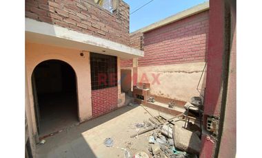 🏡 Venta De Casa Como Terreno – Excelente Ubicación En Ventanilla