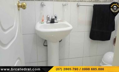 Local de venta en Lamar (El Punto) – código:16405