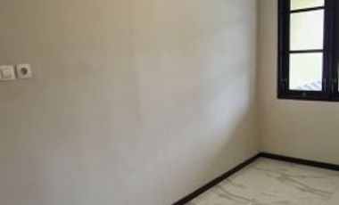 Rumah Siap Huni Disewakan Babatan Pratama HN