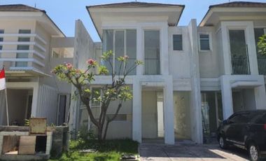 Rumah Long Beach Pakuwon City MINIMALIS SIAP HUNI