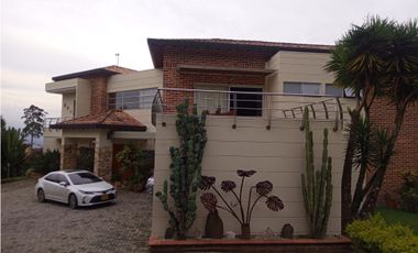 Casa En Venta Envigado Loma De Las Brujas