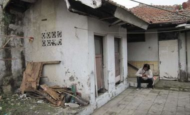 Rumah Lama Sangat Strategis Hitung Tanah Sayap Cibabat Cimahi