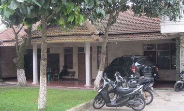 Rumah Lama Sangat Strategis Hitung Tanah Sayap Cibabat Cimahi