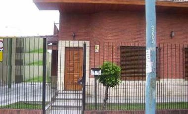 Casa en venta en Lanus Oeste
