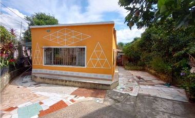 Casa lote Urbano muy cerca al centro de La Mesa Cundinamarca
