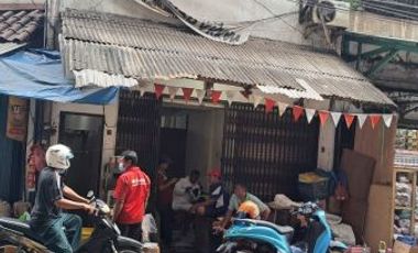 Ruko Pasar Kebayoran Lama Jakarta selatan 2,5 lantai