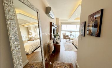 WATERS / AVENIDA BALBOA / VENTA