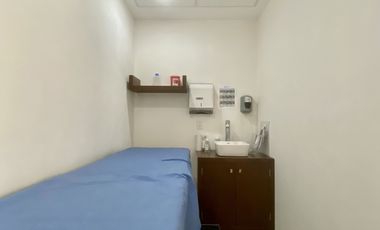 EDIFICIO EN VENTA SOBRE AVENDIA PRINCIPAL CON USO DE HOSPITAL