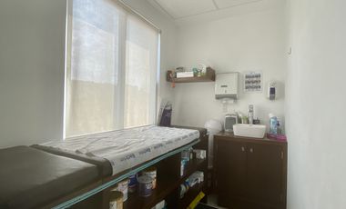 EDIFICIO EN VENTA SOBRE AVENDIA PRINCIPAL CON USO DE HOSPITAL