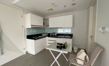 DISEWAKAN APARTEMEN RAINBOW SPRINGS TYPE 3BR DI GADING SERPONG