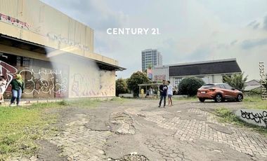 Disewakan Tanah Dan Bangunan Cocok Untuk Showroom Bengkel Mobil