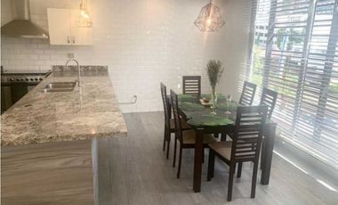 ALQUILER CASA RESIDENCIAL EN MARBELLA - AMOBLADA