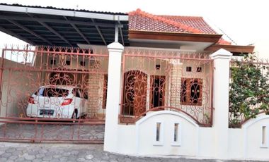 Rumah Cantik Tanah Luas Di Pandeyan Umbulharjo Yogyakarta