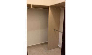 APARTAMENTO AMOBLADO 265M2 AVENIDA BALBOA PH. MARABIERTO