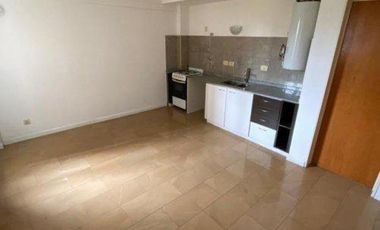 VENTA DE EXCELENTE DEPARTAMENTO MONOAMBIENTE EN PLENO CENTRO DE MONTE GRANDE - IDEAL INVERSION
