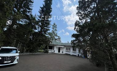 Villa Yg Sangat MODERN Dan Asri. Daerah Sejuk Di PUNCAK Coolibah.