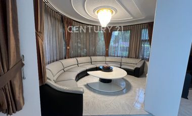 Villa Yg Sangat MODERN Dan Asri. Daerah Sejuk Di PUNCAK Coolibah.