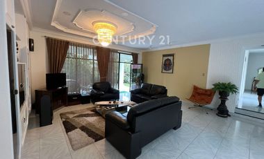 Villa Yg Sangat MODERN Dan Asri. Daerah Sejuk Di PUNCAK Coolibah.