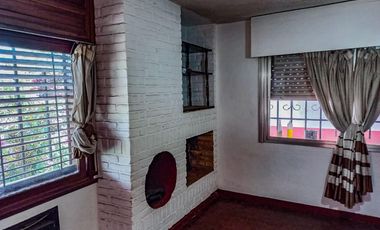GUIDEK - STASIUK PROPIEDADES VENDE HERMOSA CASA