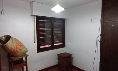 GUIDEK - STASIUK PROPIEDADES VENDE HERMOSA CASA