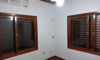 GUIDEK - STASIUK PROPIEDADES VENDE HERMOSA CASA