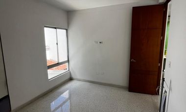 casa en arriendo en la floresta. Cod A3491